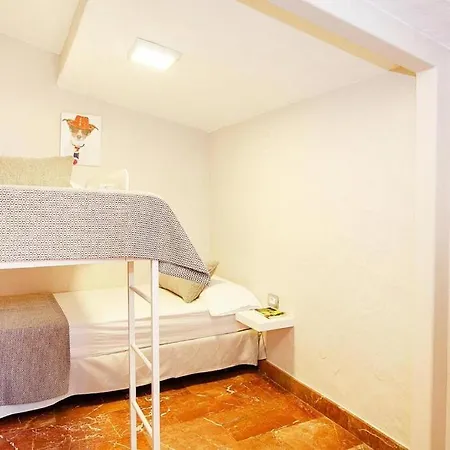 Vila Villa, San Agustín